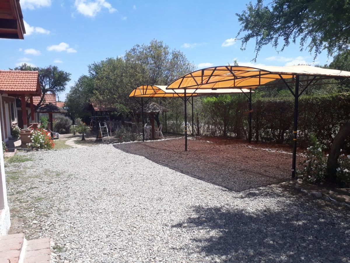 Complejo Sagrado Corazon Villa Merlo Eksteriør bilde